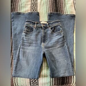 Abercrombie & Fitch The Flare Ultra High Rise Jeans